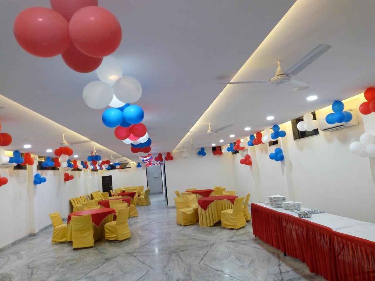 Hotel Sar Kamla Dham Skd Vrindavan Fully Vaccinated Staff 外观 照片