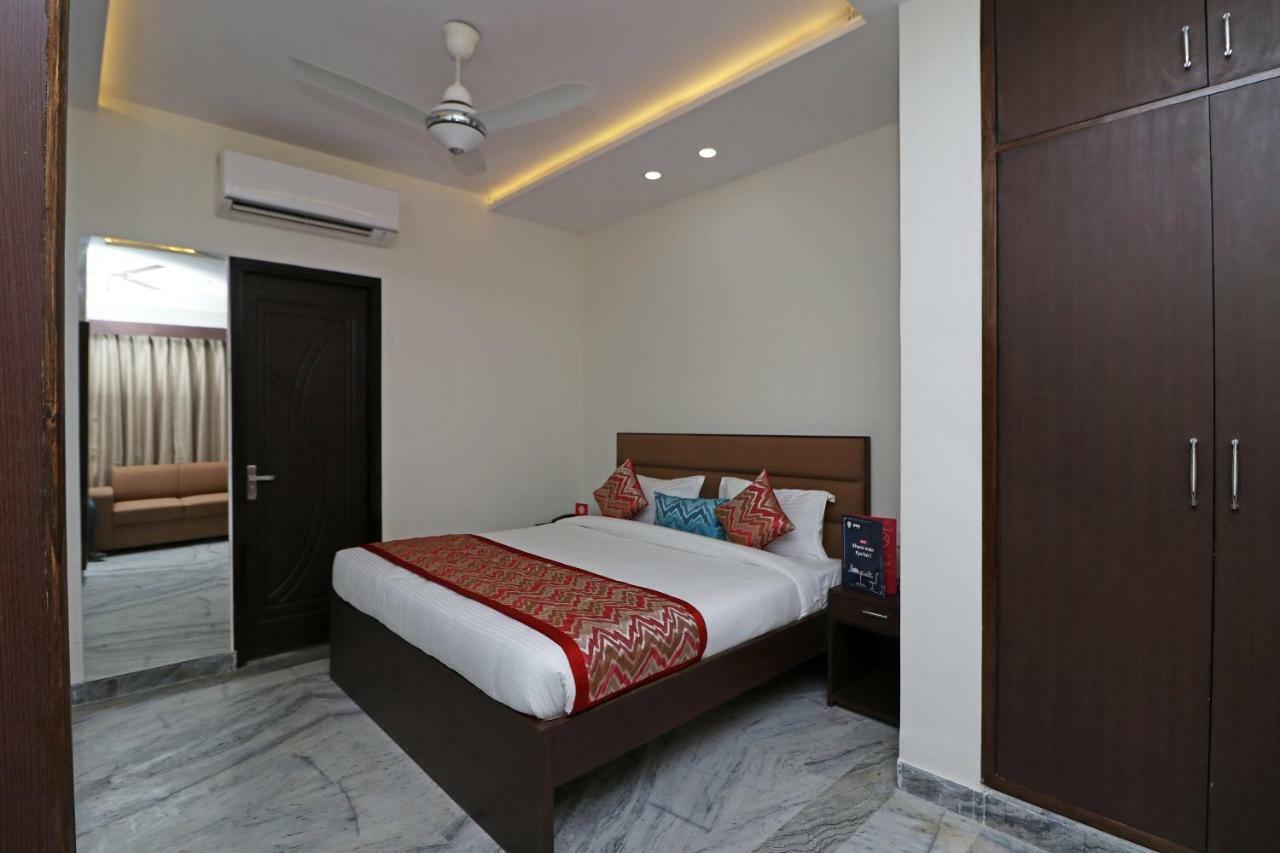 Hotel Sar Kamla Dham Skd Vrindavan Fully Vaccinated Staff 外观 照片